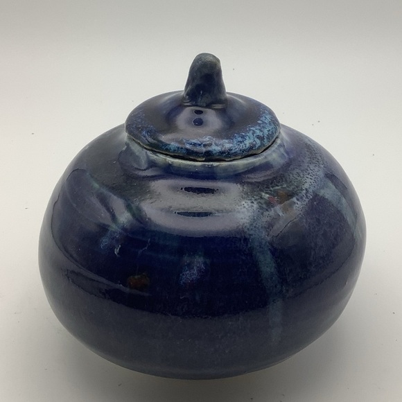 Dark Blue Pottery Lidded Bowl/Container - Picture 2 of 9